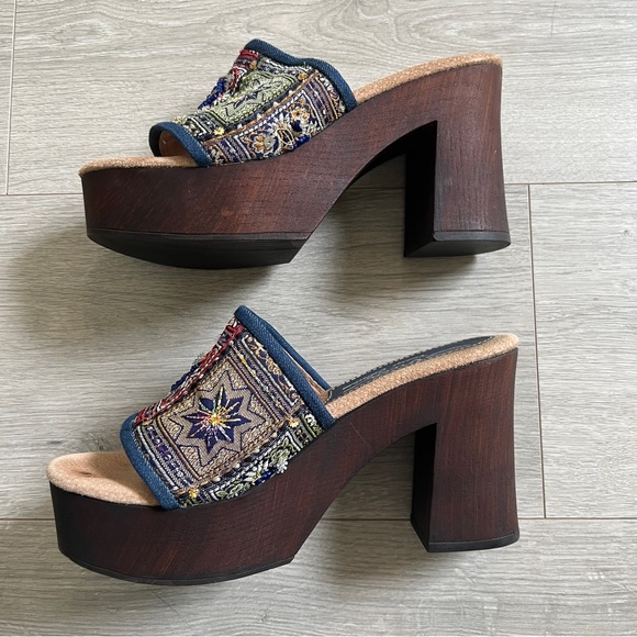 Sbicca Vintage Collection Embellished Wood Block Heels - Picture 2 of 7